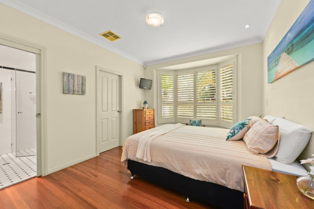 5 Forest Road, Yowie Bay - Thumbnail 4