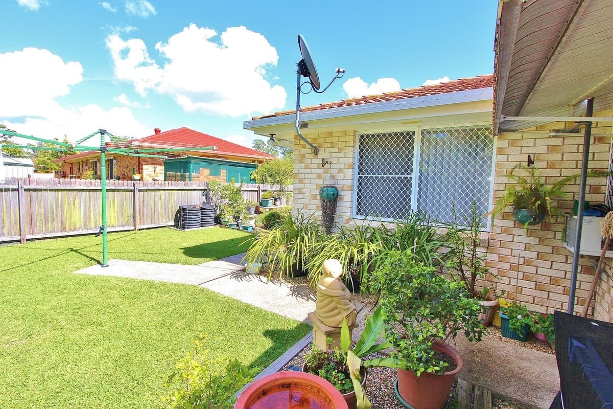 2/2 Sirius Drive, LAURIETON, Laurieton - Image 1