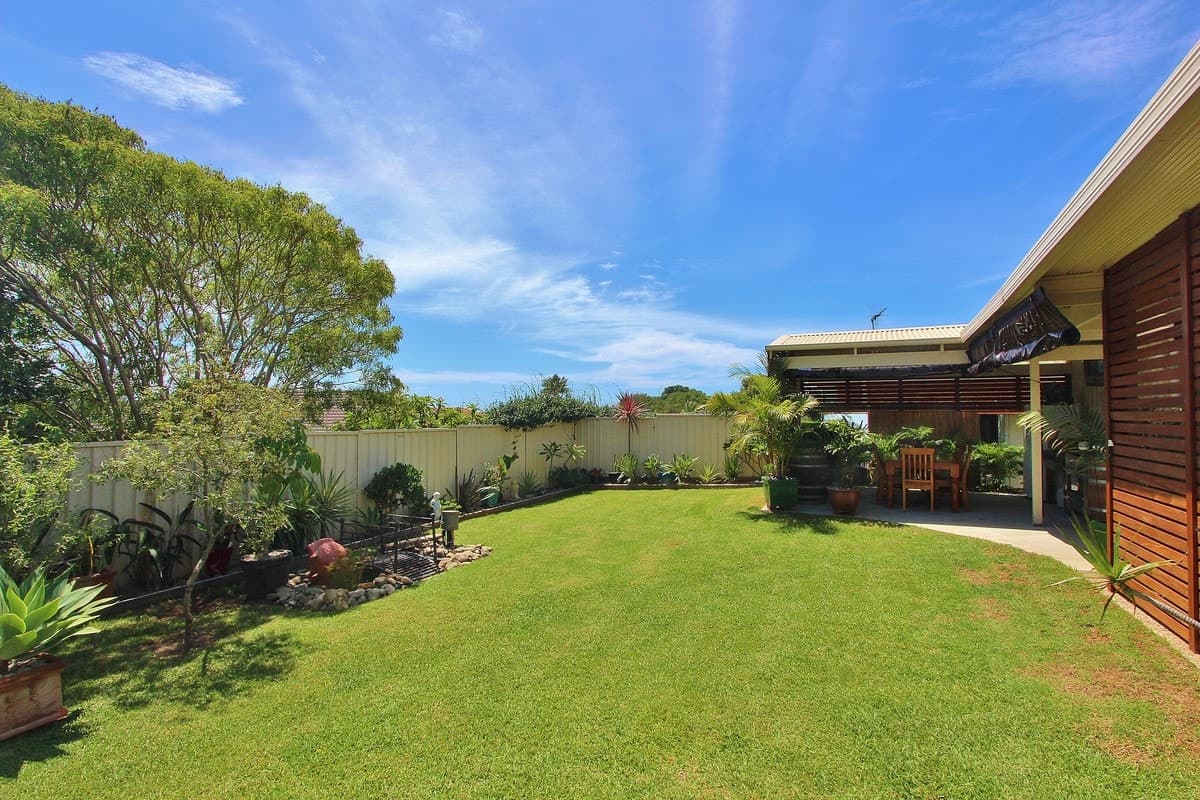 8 Explorers Way, Lake Cathie, Lake Cathie - Thumbnail 2