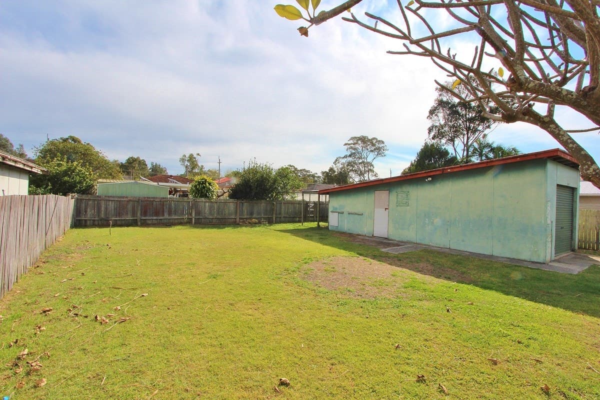 587 Ocean Drive, NORTH HAVEN, North Haven - Thumbnail 2