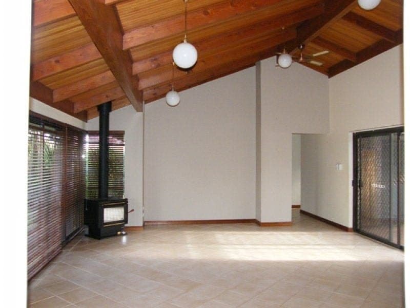 2 Joanna Place MOUNT GAMBIER SA, Mount Gambier - Image 1