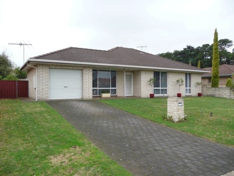 6 Starline Drive MOUNT GAMBIER SA, Mount Gambier - Image 1