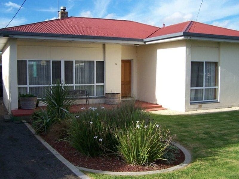33 Emily Street MILLICENT SA, Millicent - Image 1