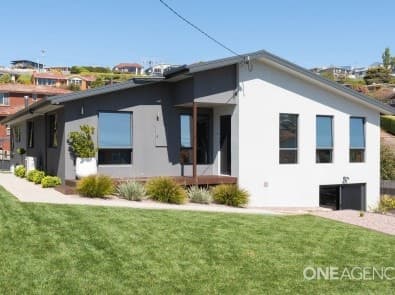 39 Richardson Crescent, Park Grove, Park Grove - Image 1