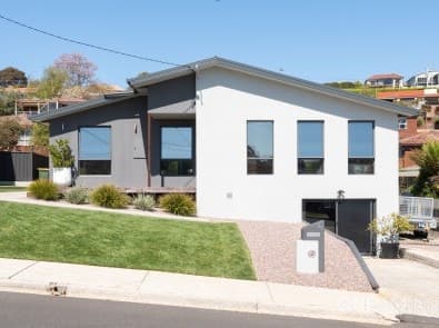 39 Richardson Crescent, Park Grove, Park Grove - Thumbnail 4