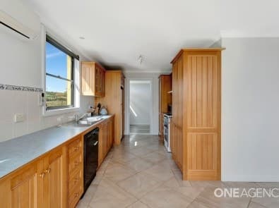 2 Ronald Crescent, Somerset, Somerset - Thumbnail 3
