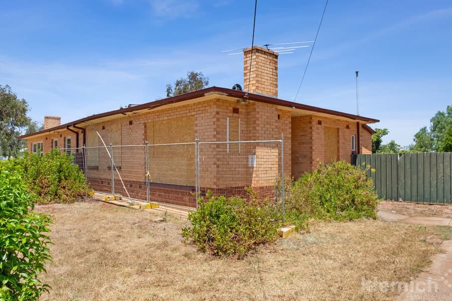 11 Studley Street, Davoren Park, Davoren Park - Image 1