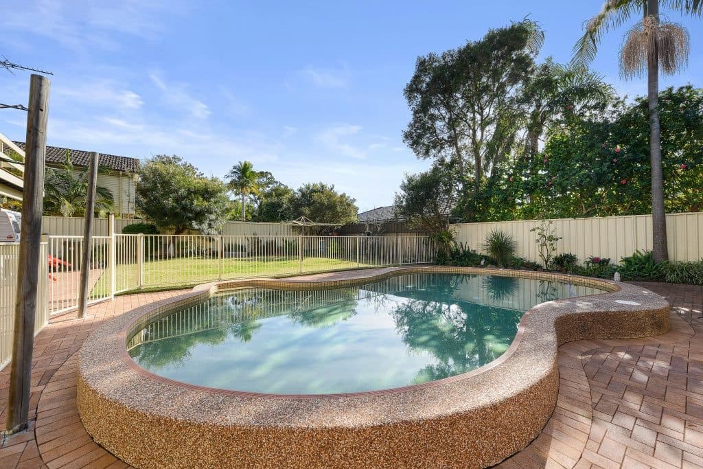327 The Boulevarde, Gymea - Thumbnail 4