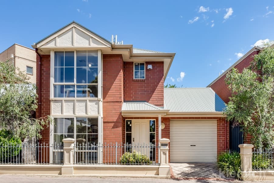 336 The Parade , Kensington, Kensington - Image 1