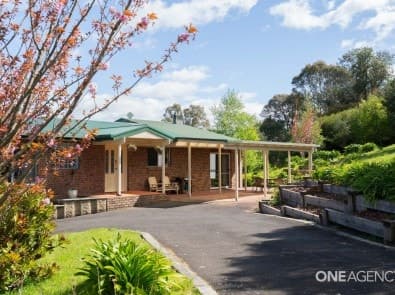 17 Dallas Road, Somerset, Somerset - Image 1
