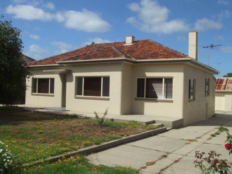 129 Jubilee Hwy West Mount Gambier SA, West Mount Gambier - Image 1
