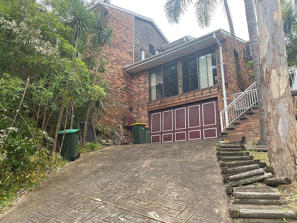 24 Valley Way, Gymea Bay - Image 1