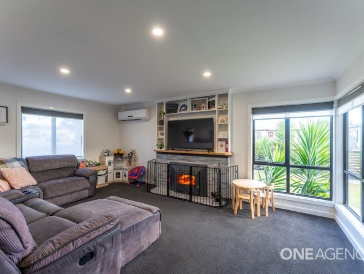 65 Bird Street, Montello - Thumbnail 2