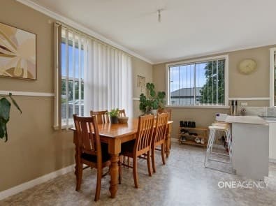 15 Rougemont Street, Stanley, Stanley - Thumbnail 3