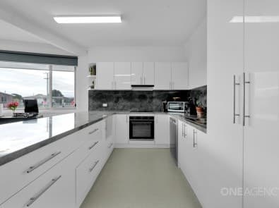 7 Lyons Street, Somerset, Somerset - Thumbnail 2