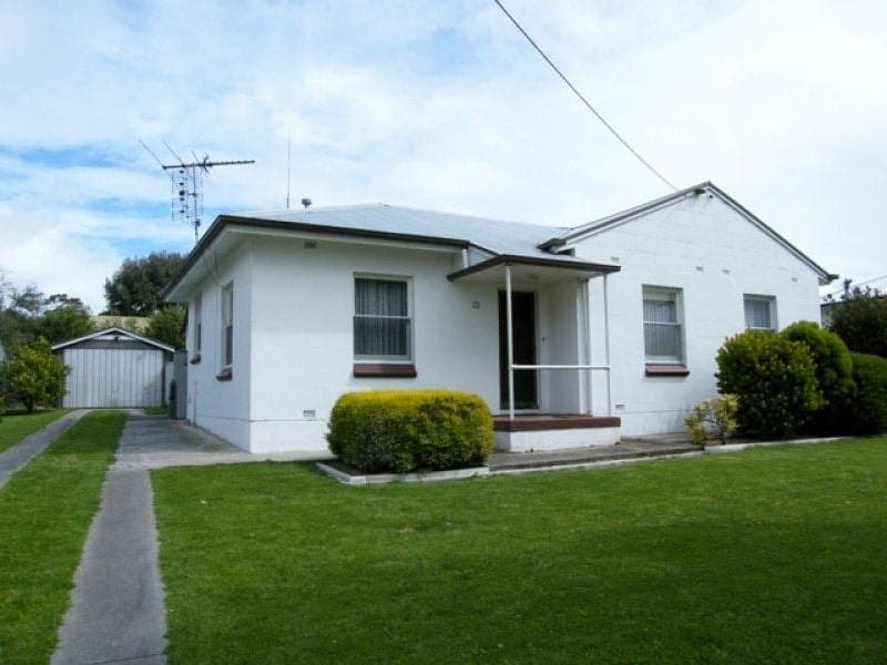 22 Tallara Avenue MOUNT GAMBIER SA, Mount Gambier - Thumbnail 3