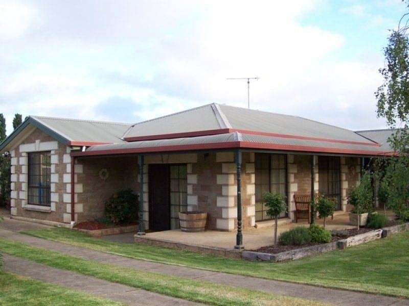 16 Carmel Drive MOUNT GAMBIER SA, Mount Gambier - Image 1