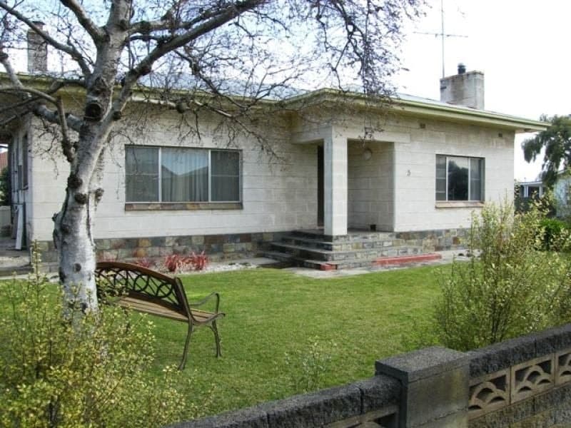 5 Millard Street MOUNT GAMBIER SA, Mount Gambier - Image 1