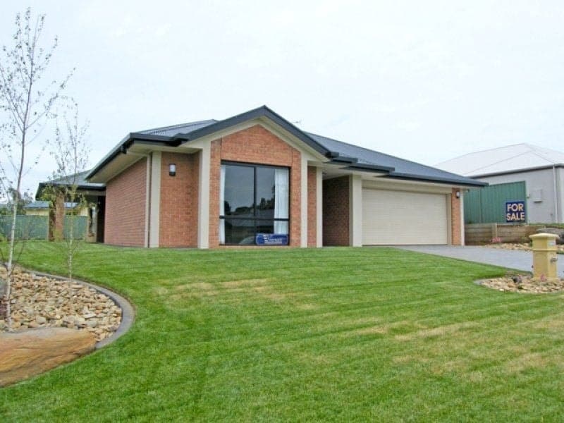 17 Saint Martins Drive MOUNT GAMBIER SA, Mount Gambier - Thumbnail 3