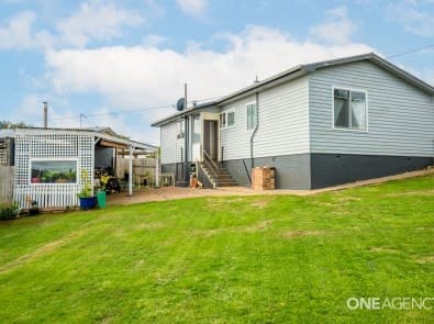 86 Stirling Street, Acton, Acton - Thumbnail 2