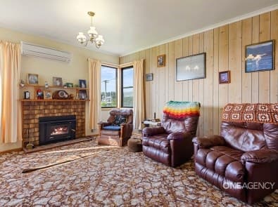 20 West Esplanade, Smithton, Smithton - Thumbnail 2