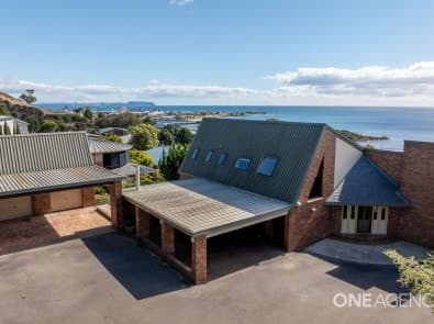 20 Bay Street, Parklands, Parklands - Image 1