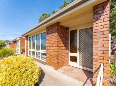 4/11-13 Stitz Street, Cooee, Cooee - Image 1