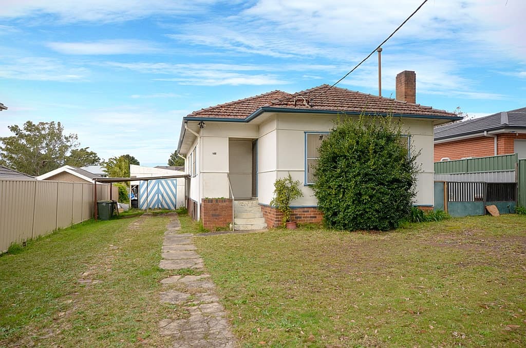 182 Sylvania Road, Miranda - Image 1