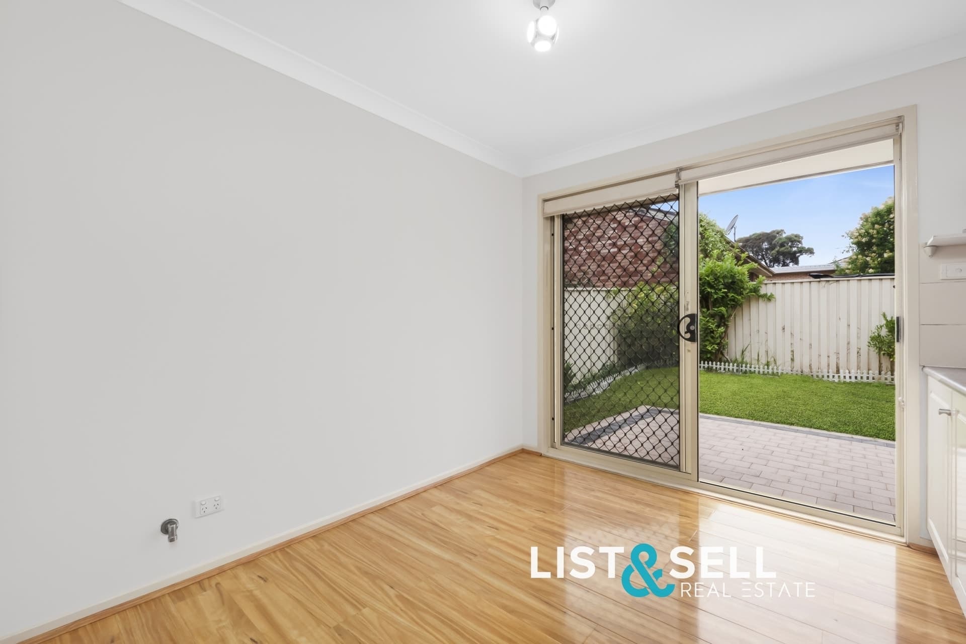 3/6 Bunbury Road, Macquarie Fields, NSW 2564, Macquarie Fields - Thumbnail 3