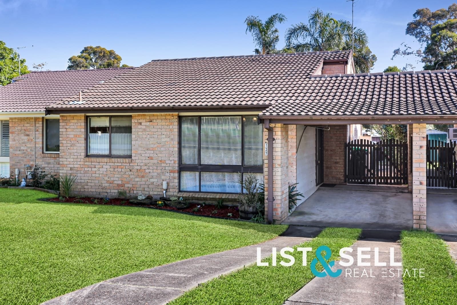 137 Lancia Drive, Ingleburn, NSW 2565, Ingleburn - Image 1