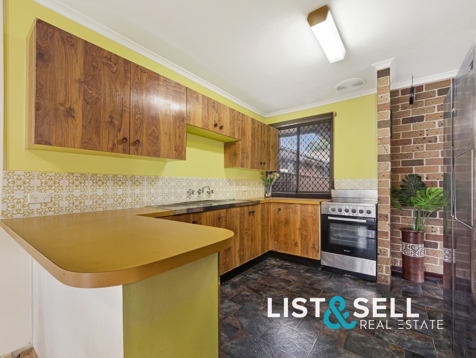 39 Brooks Street, Macquarie Fields, NSW 2564, Macquarie Fields - Thumbnail 5