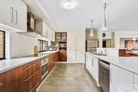 18 Grandmere Parade, Meadow Springs, Meadow Springs - Thumbnail 4