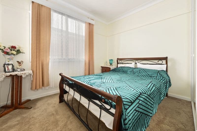 26 Seventh Avenue, Jannali - Thumbnail 2