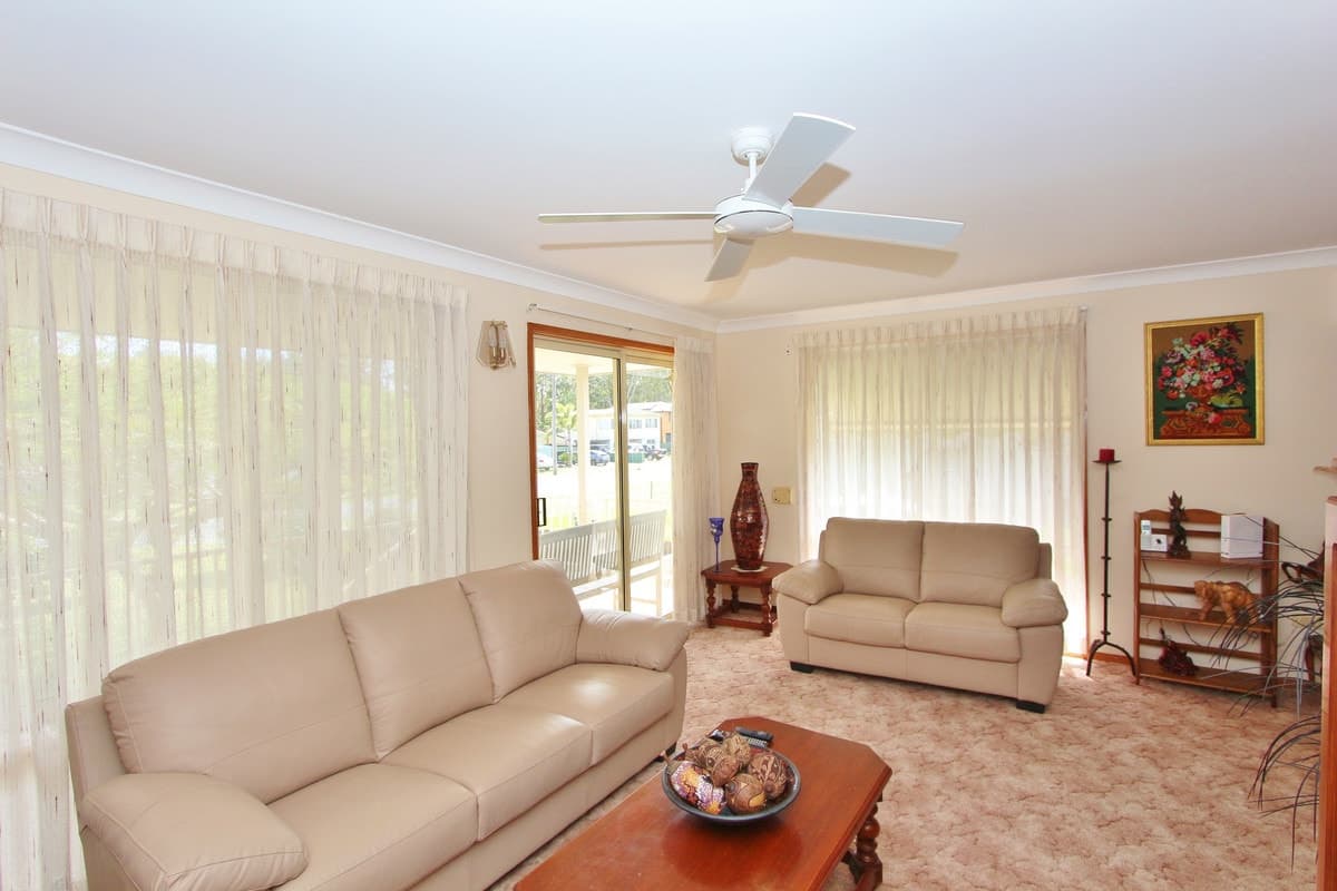 36 Eames Avenue, North Haven, North Haven - Thumbnail 8