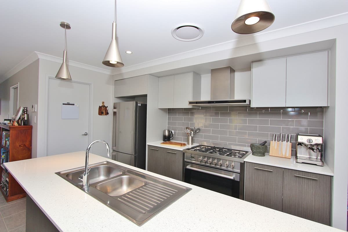 18 Homedale Road, Kew, Kew - Thumbnail 8