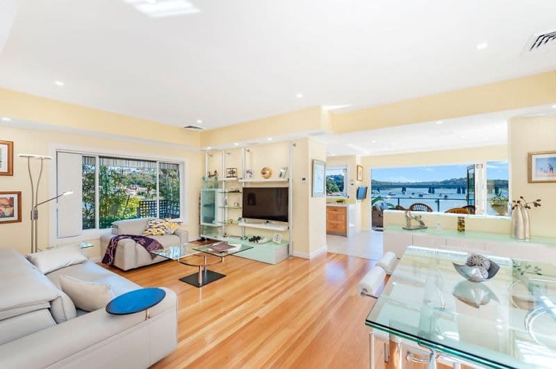25 Green Point Road, Oyster Bay - Image 1