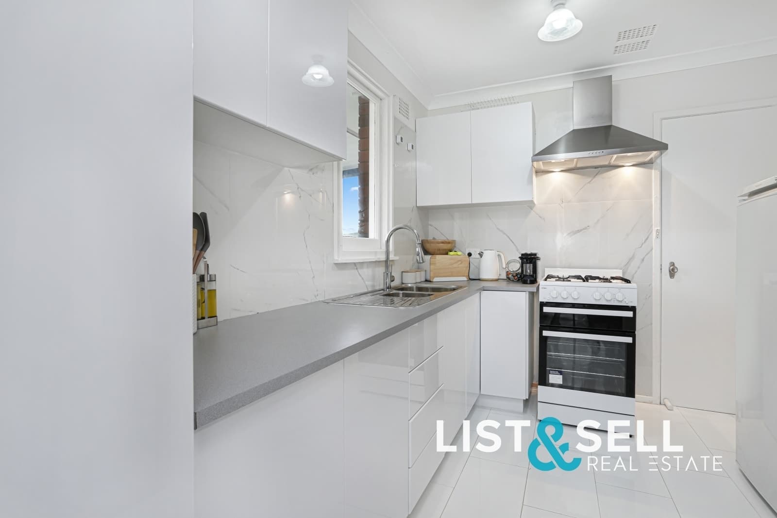 180 St Johns Road, Bradbury, NSW 2560, Bradbury - Thumbnail 2