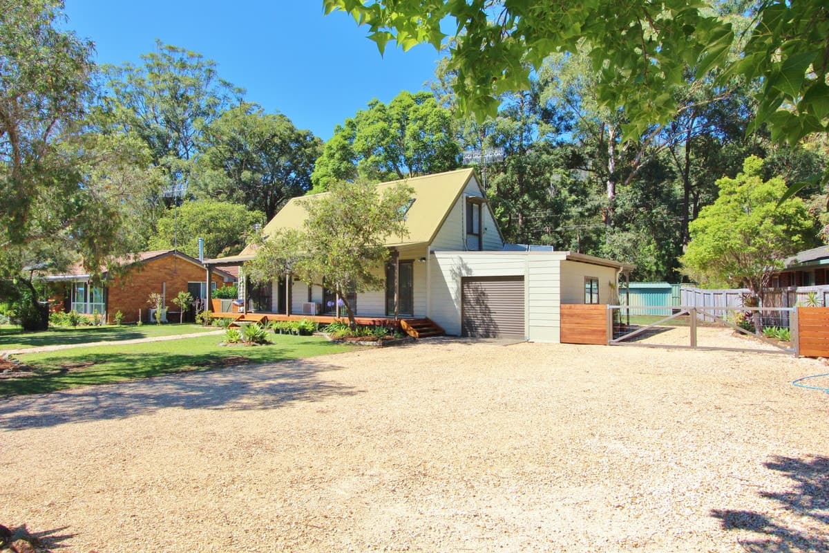 15 St Albans Way, West Haven, West Haven - Image 1