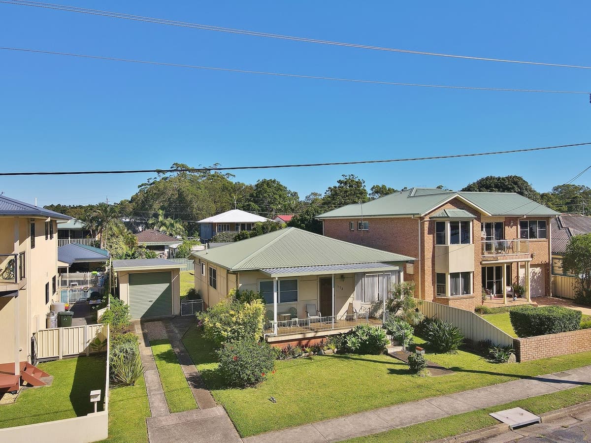 573 Ocean Drive, North Haven, North Haven - Thumbnail 4