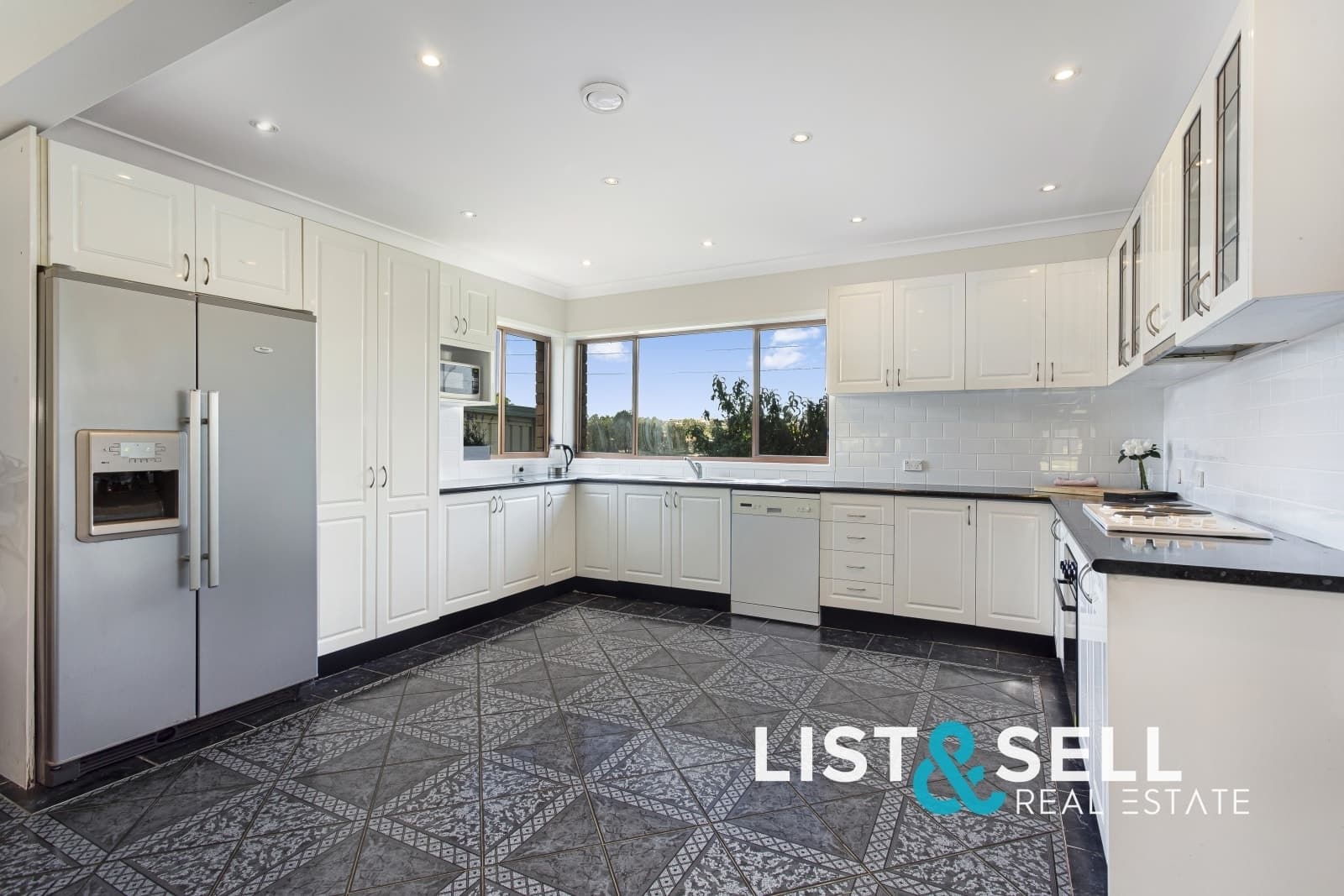 34 Balook Crescent, Bradbury, NSW 2560, Bradbury - Thumbnail 8