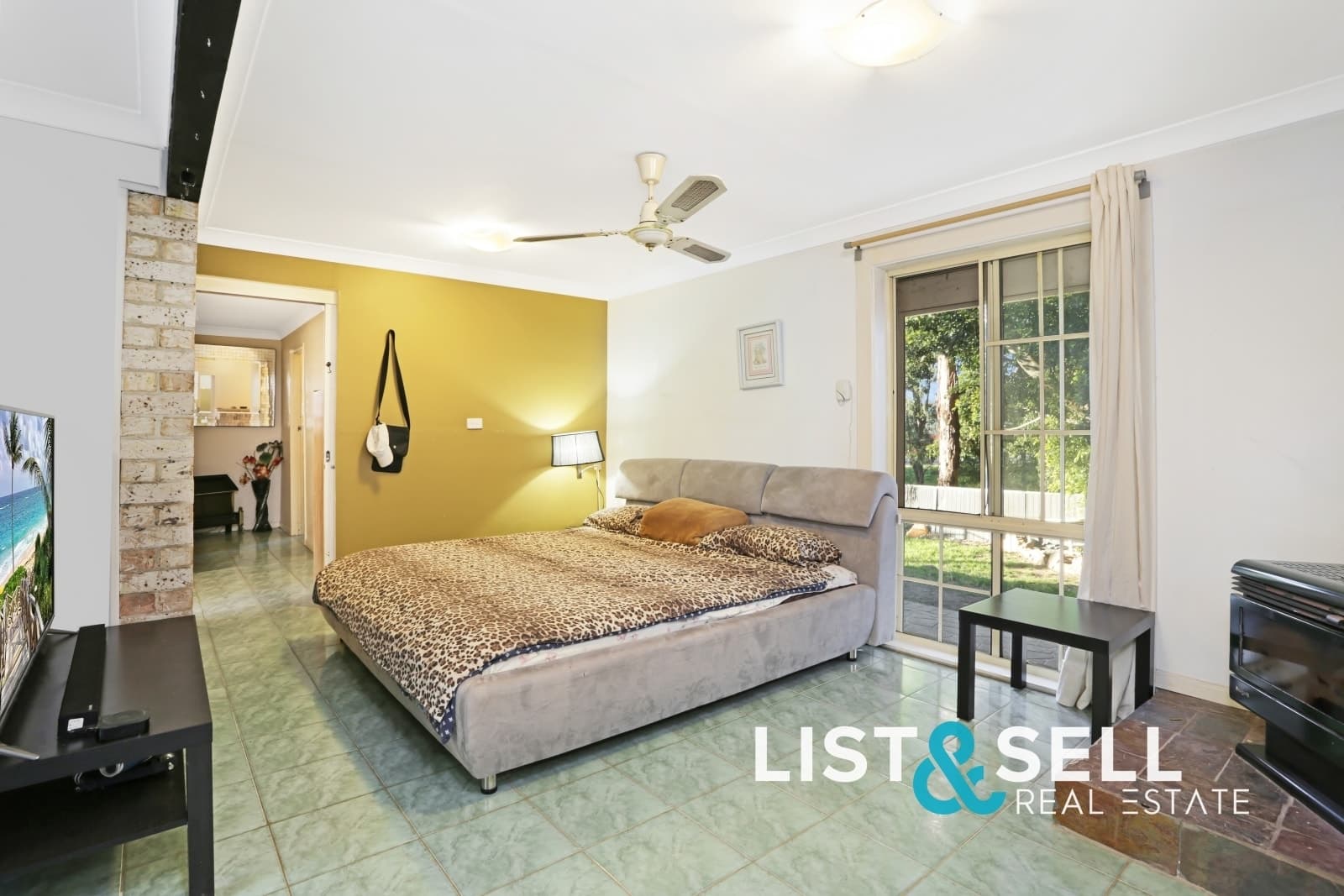 6 Enid Place, Ingleburn, NSW 2565, Ingleburn - Thumbnail 5