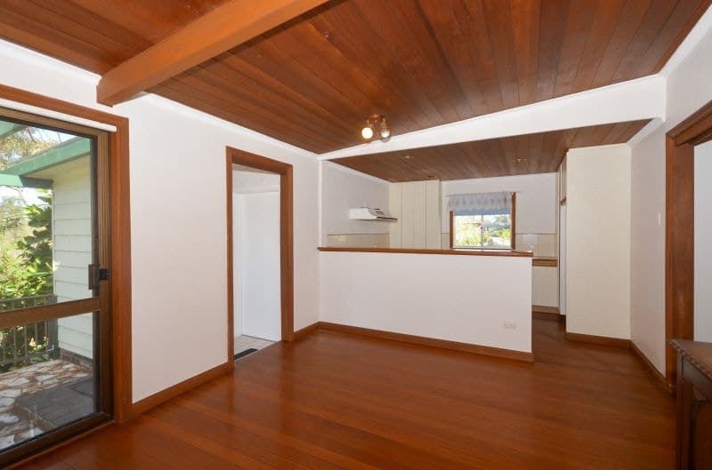 51 Bunarba Road, Gymea Bay - Thumbnail 2