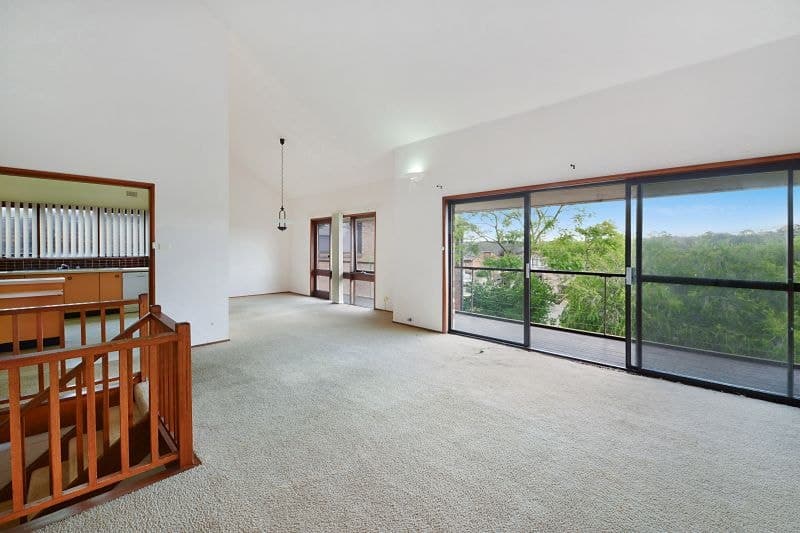 9 Naranganah Avenue, Gymea Bay - Thumbnail 2