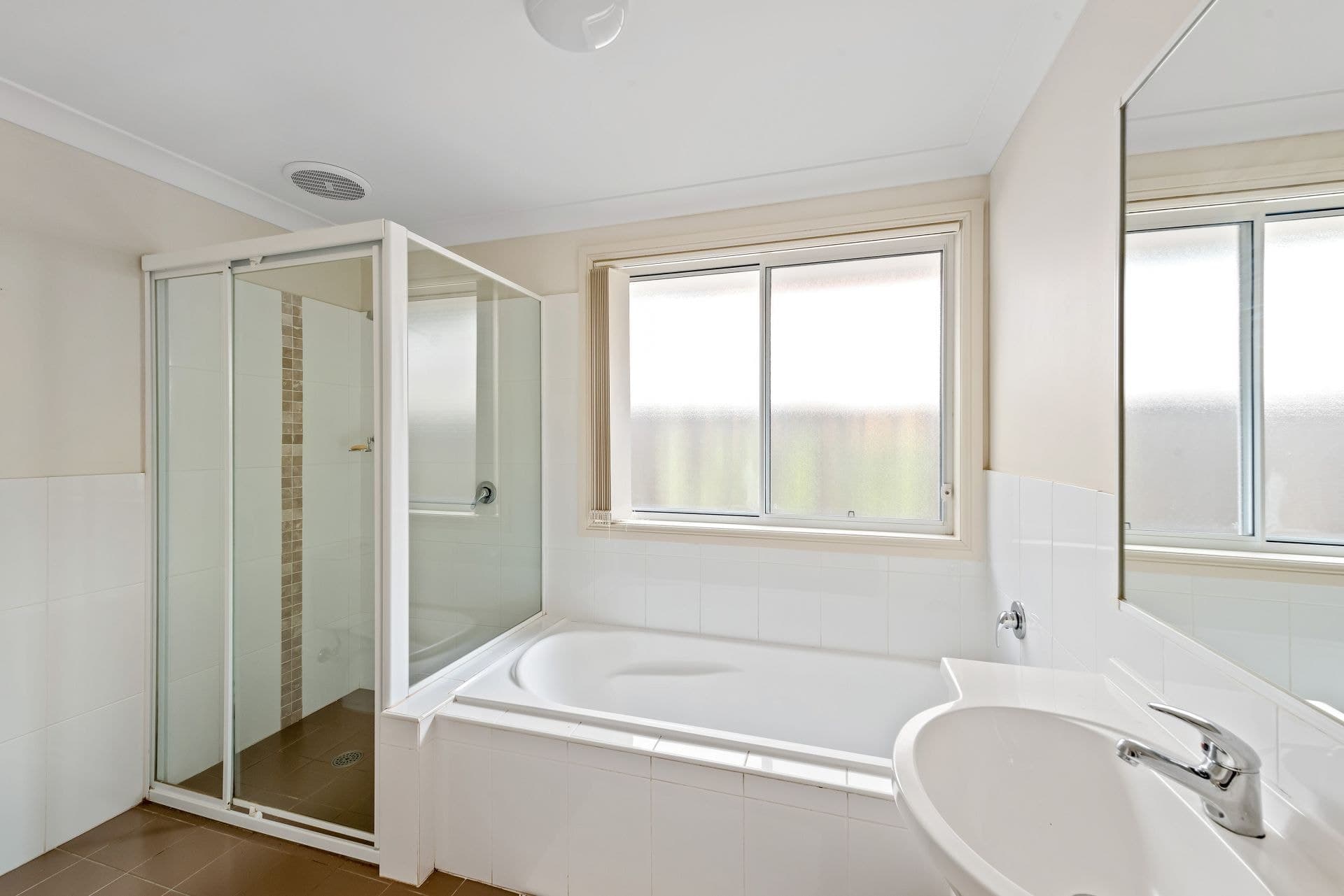 9 David Close Port Macquarie NSW, Port Macquarie - Image 1
