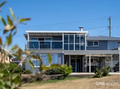 24 Thorne Street, Upper Burnie, Upper Burnie - Thumbnail 2