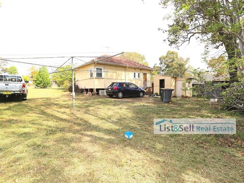 25 Waratah Crescent, Macquarie Fields, NSW 2564, Macquarie Fields - Thumbnail 4