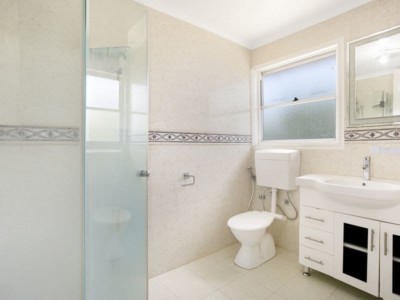 128 Parliament Road, Macquarie Fields, NSW 2564, Macquarie Fields - Thumbnail 5