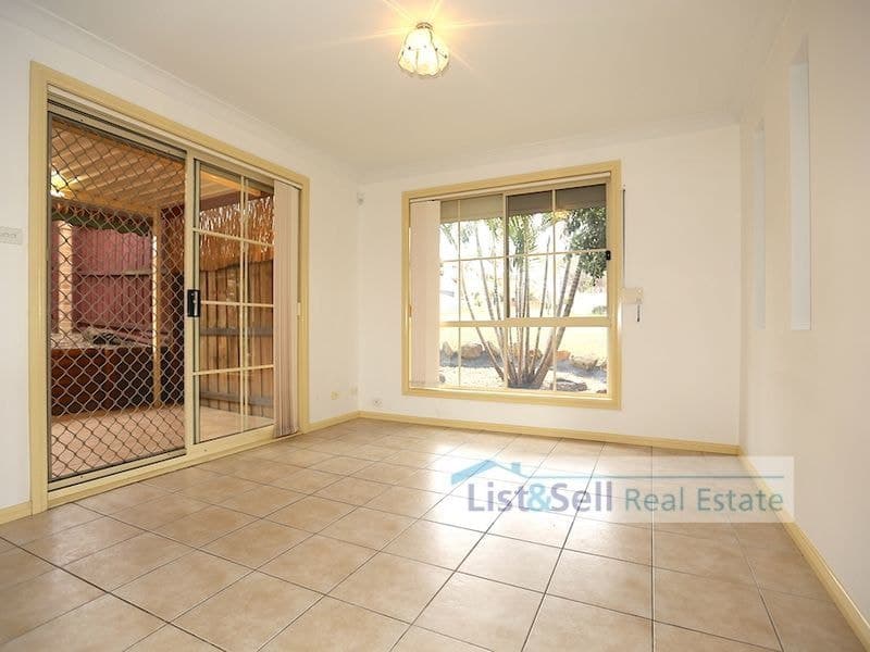 1 Mitchell Drive, WEST HOXTON, NSW 2171, West Hoxton - Thumbnail 4