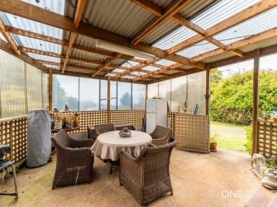 8 Acacia Drive, Romaine, Romaine - Thumbnail 2