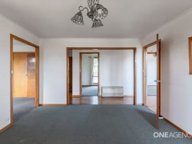 27 Martin Street, WYNYARD, Wynyard - Thumbnail 3